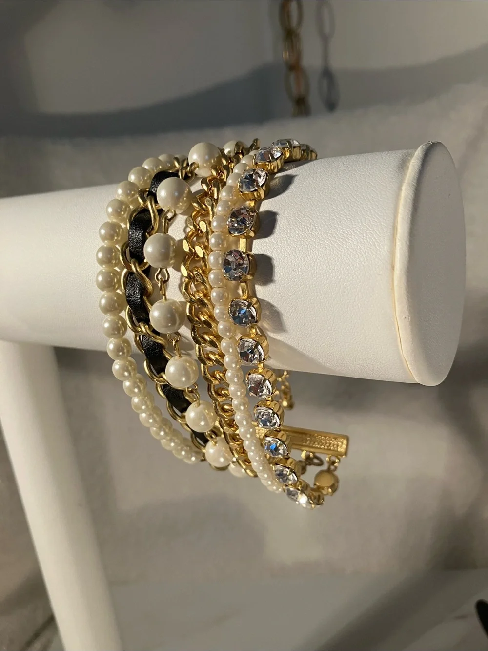 Pearls, goldtone and crystal ‘Fashion Scene’ 6 strand bracelet